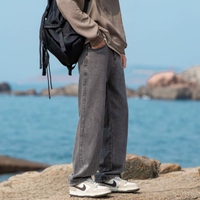 Loose Straight Retro Style Comfortable Casual Jeans